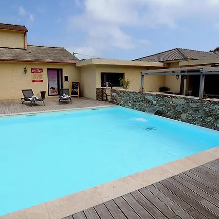 Confort Et Equipe Proche De La * Sisco