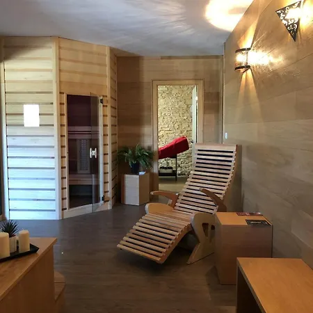 Апартаменты Confort Et Equipe Proche De La *